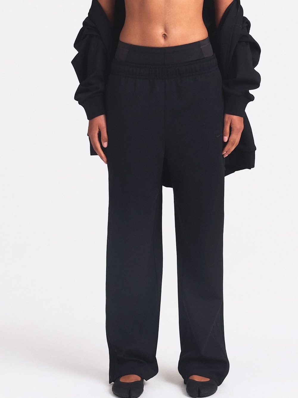 Nike skims  Matte Tricot
Women's Side-Snap Pants